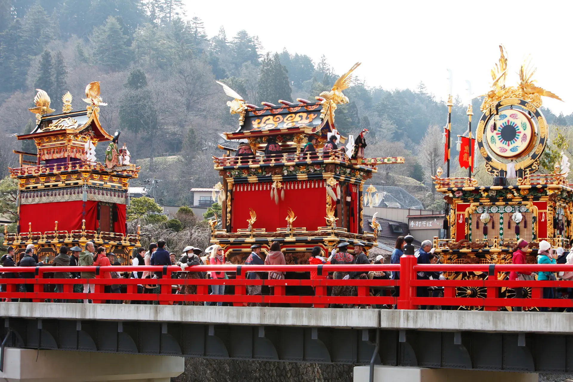 祭典彩車