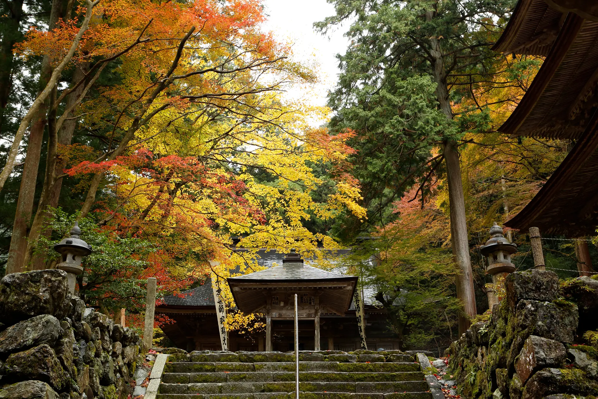 兩界山橫藏寺